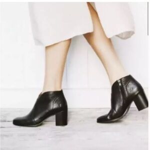 Frye Nora Booties